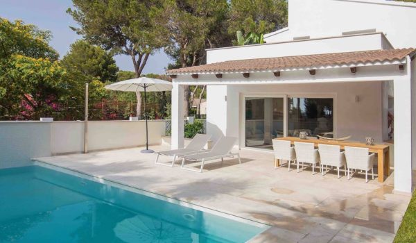 28a1bbe1-2fa3-401d-82b9-c76c7ef70526