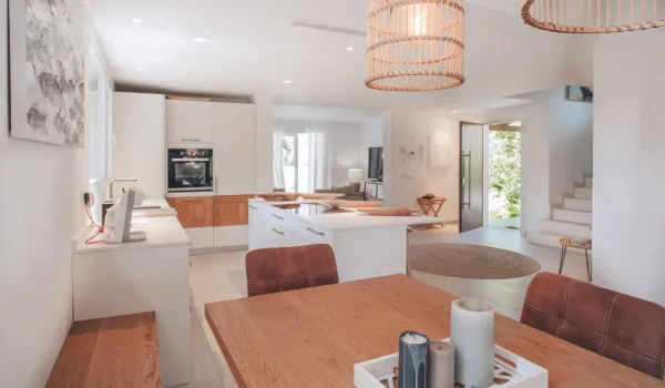 6d42c6f5-8461-455a-bdda-bd074ebe7914