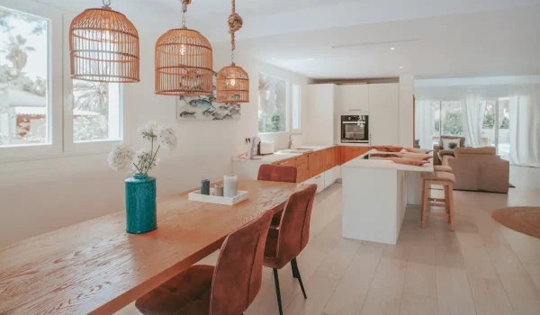 9676a721-1f96-408d-b7ea-09227c6698c8